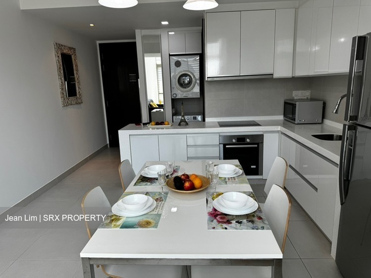 Rochester Drive (D5), Condominium #564409001